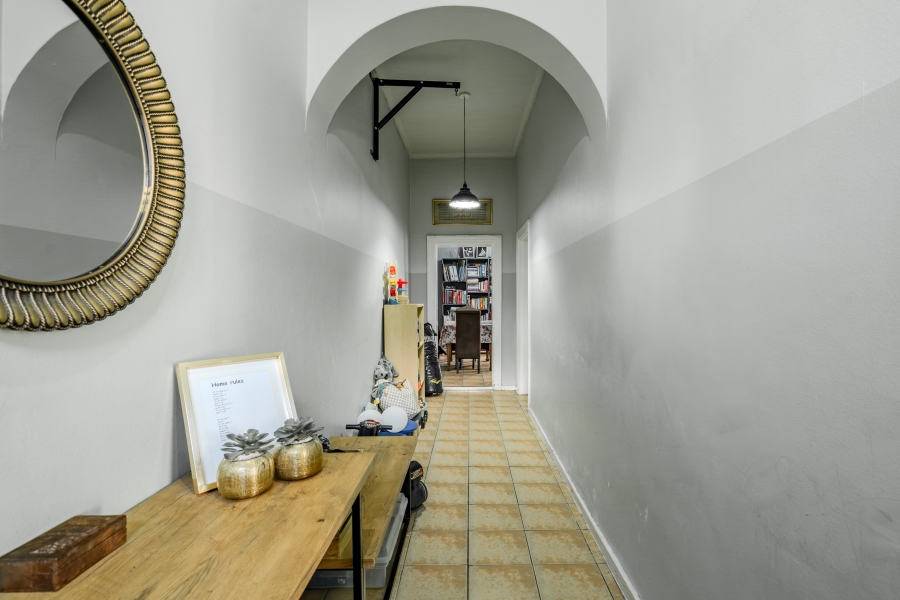 6 Bedroom Property for Sale in Woodstock Western Cape